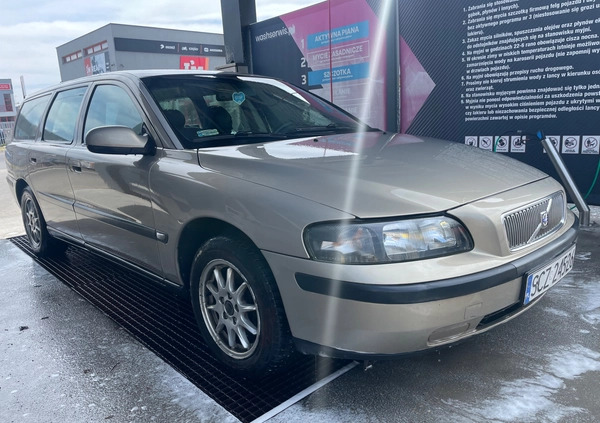 Volvo V70 cena 3800 przebieg: 395000, rok produkcji 2003 z Częstochowa małe 37